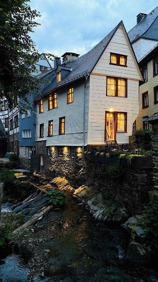 Monschau-Auszeit: Historisch Wohnen Direkt Am Bach 빌라 외부 사진